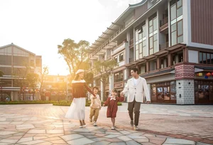 Exploring the New 'Little Korea' Cultural Hub in the Heart of Hanoi - image 11
