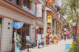 Exploring the New 'Little Korea' Cultural Hub in the Heart of Hanoi - image 7