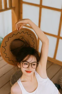 Artistic Portraiture: YiTuYu Art Language Vol.6609 with Qian Lan - image 5