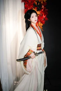 The Poetry of Portraits: Exploring the Art Language of Tu Ya W - image 22