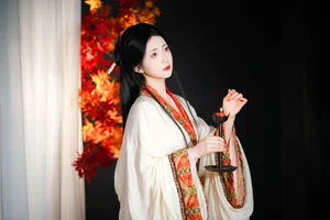 The Poetry of Portraits: Exploring the Art Language of Tu Ya W - image 13