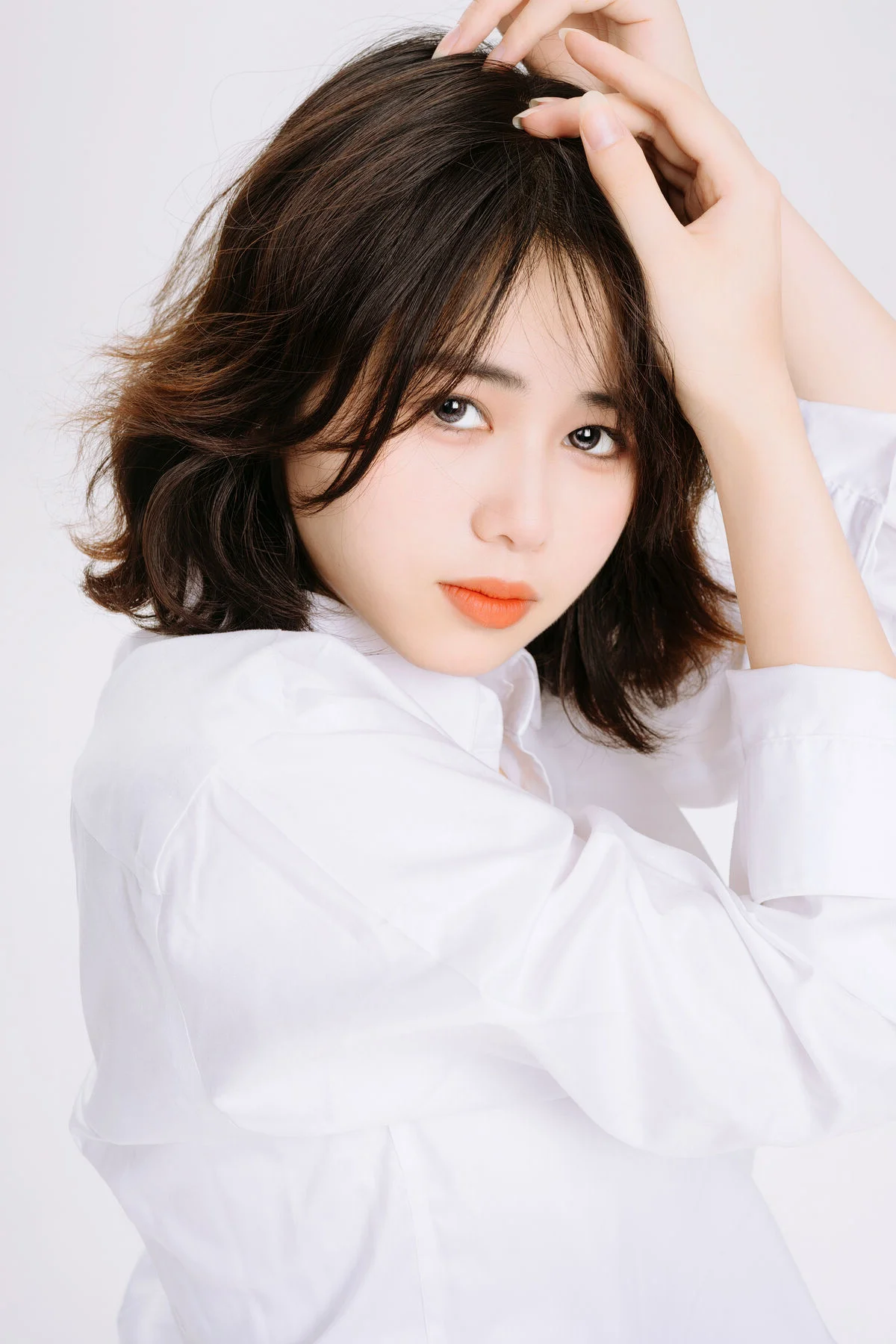 Xiao Mei: Modern Minimalism in YiTuYu Art Language Vol.6434