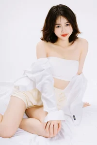 Xiao Mei: Modern Minimalism in YiTuYu Art Language Vol.6434 - image 12