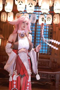 Enchanting Yae Miko Cosplay by Jiu Qu Jean - image 5