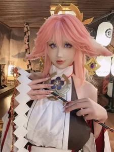 Enchanting Yae Miko Cosplay by Jiu Qu Jean - image 14
