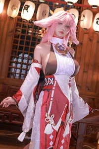 Enchanting Yae Miko Cosplay by Jiu Qu Jean - image 15