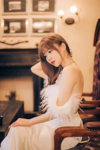 YiTuYu Art Language Vol.6556: A Captivating Visual Journey with Nini Shi Ni - image 26