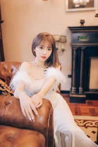 YiTuYu Art Language Vol.6556: A Captivating Visual Journey with Nini Shi Ni - image 28
