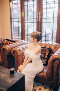 YiTuYu Art Language Vol.6556: A Captivating Visual Journey with Nini Shi Ni - image 12