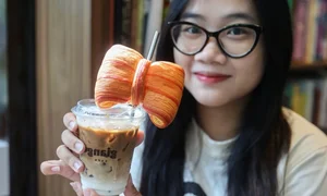 Discovering the Retro Charm of Vinyl Record Coffee Shops in Ho Chi Minh City - image 3