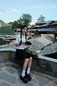 Creative Portraiture and Modern Style: Min Zui Xiao Mo Xuan in YiTuYu Art Language Vol.7563 - image 43