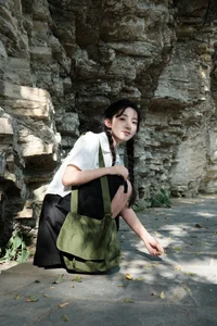 Creative Portraiture and Modern Style: Min Zui Xiao Mo Xuan in YiTuYu Art Language Vol.7563 - image 25