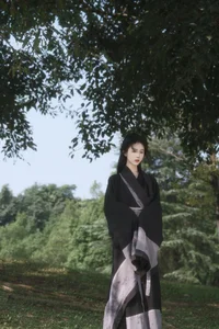 YiTuYu Art Language Vol.6455 Featuring Cen Su: Elegant Portrait Photography Collection - image 8