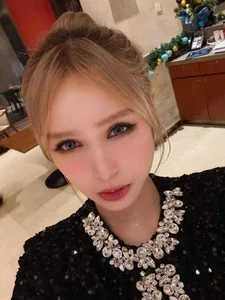 Xoai Non Shares Personal News: Understanding the Impact of Influencer Updates on Modern Netizens - image 4