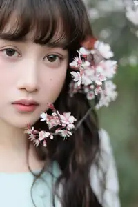 Discover Yi Ke Chong Ya (YiTuYu Vol.8721) in Spring Blossoms: Poetic Charm & Allure - image 8