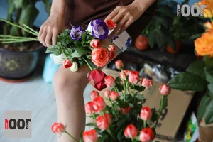 IESS One Thousand and One Nights Strawberry Florist 1 - image 13