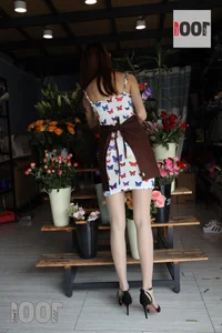 IESS One Thousand and One Nights Strawberry Florist 1 - image 54