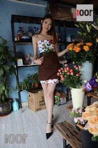 IESS One Thousand and One Nights Strawberry Florist 1 - image 8