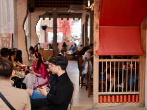 Must-Visit Trendy Cafes in Vietnam’s Top Tourist Destinations for Spring 2024 - image 10