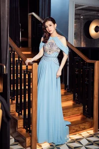 Elegant Beauty Gallery: The Timeless Charm and Sophistication of Thùy Lâm - image 27