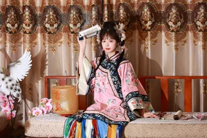 Vibrant Visuals: YiTuYu Art Language Vol.5207 Featuring Mu Yan Se Cc - image 28