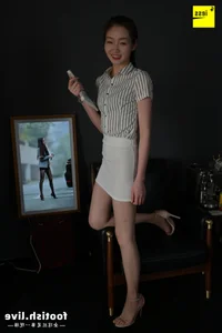 IESS Model 149 Tui Ba: Elegant Leg Focus Photography Collection - image 61