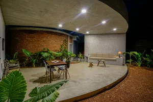 Innovative Wall-Less House Design: A Modern Countryside Sanctuary for Young Couples - image 0