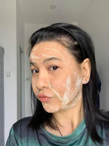 Cat Phuong Embraces a Simple Life and Natural Beauty Despite Generous Gift from Overseas Boyfriend - image 3