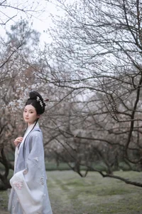 Stunning Visuals of Ting Er in YiTuYu Art Language Vol.6487 - image 0