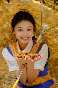 YiTuYu Art Language Vol.8099: The Playful Elegance of Xiao Fan Qie - image 11