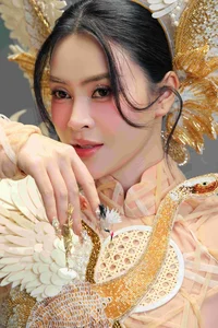 Cultural Masterpiece: Miss Ly Kim Thao Honors Vietnamese Heritage in Massive 200m Fabric Ao Dai - image 4