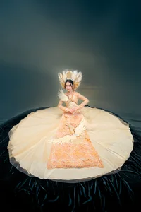 Cultural Masterpiece: Miss Ly Kim Thao Honors Vietnamese Heritage in Massive 200m Fabric Ao Dai - image 2