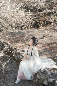 YiTuYu Art Language Vol.10211: Yang Yang Yang Ya Exclusive Photo Gallery - image 22