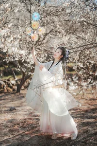 YiTuYu Art Language Vol.10211: Yang Yang Yang Ya Exclusive Photo Gallery - image 3