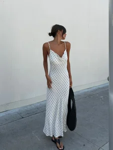 Chic French Summer Dress Trends 2026: Elegant and Youthful Styles for Women - image 2