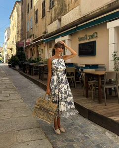 Chic French Summer Dress Trends 2026: Elegant and Youthful Styles for Women - image 6