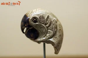 Exploring the Unique Symbolism of Bird Imagery in Precious Vietnamese Antiques - image 3