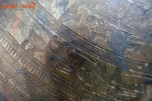 Exploring the Unique Symbolism of Bird Imagery in Precious Vietnamese Antiques - image 6