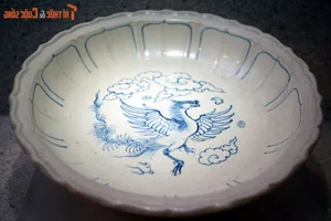 Exploring the Unique Symbolism of Bird Imagery in Precious Vietnamese Antiques - image 9