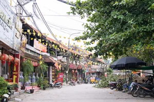 Bat Trang Pottery Village Reopens: Resilience After the Floods - image 4