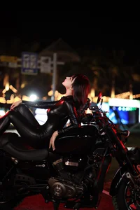 YiTuYu Art Language Vol.6252: Featuring the Elegant Wo Shi Xiao Sui Sui - image 1