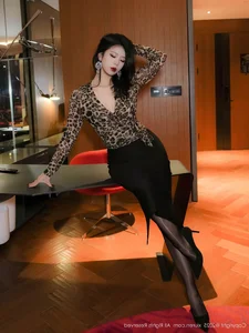 Elegant Portrait Photography: Mei Gui Wo Ai Ni in XiuRen No.10901 – A Stunning Modern Fashion and Lifestyle Collection - image 11
