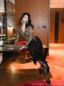 Elegant Portrait Photography: Mei Gui Wo Ai Ni in XiuRen No.10901 – A Stunning Modern Fashion and Lifestyle Collection - image 15