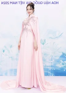 Elegant Modern Outfits Inspired by Traditional Ethnic Culture: A Fusion of Heritage and High Fashion - image 6