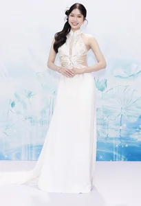 Elegant Modern Outfits Inspired by Traditional Ethnic Culture: A Fusion of Heritage and High Fashion - image 1