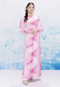 Elegant Modern Outfits Inspired by Traditional Ethnic Culture: A Fusion of Heritage and High Fashion - image 3