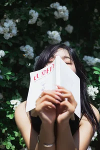 Wan Yi in YiTuYu Art Language Vol.7272: A Stunning Visual Gallery - image 13