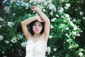 Wan Yi in YiTuYu Art Language Vol.7272: A Stunning Visual Gallery - image 4