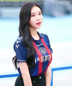 Stunning Korean Influencer Captivates Fans with an Angelic Smile and Perfect Hourglass Figure - image 6