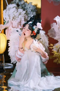 Art Language Vol.6230: Artistic Expressions with Xiao Chun Ye - image 10